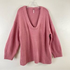 Free People Size Large Dusty Pink V-Neck Full Sleeve Oversized Knitted Sweater